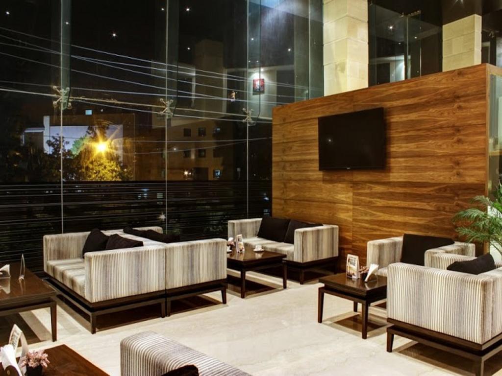 Svenska Design Hotel, Electronic City, Bangalore Kammasandra Exterior foto