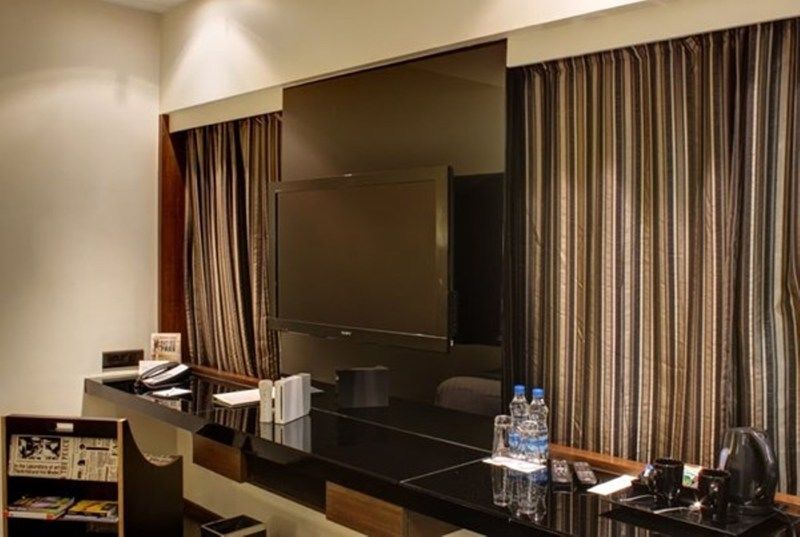 Svenska Design Hotel, Electronic City, Bangalore Kammasandra Exterior foto